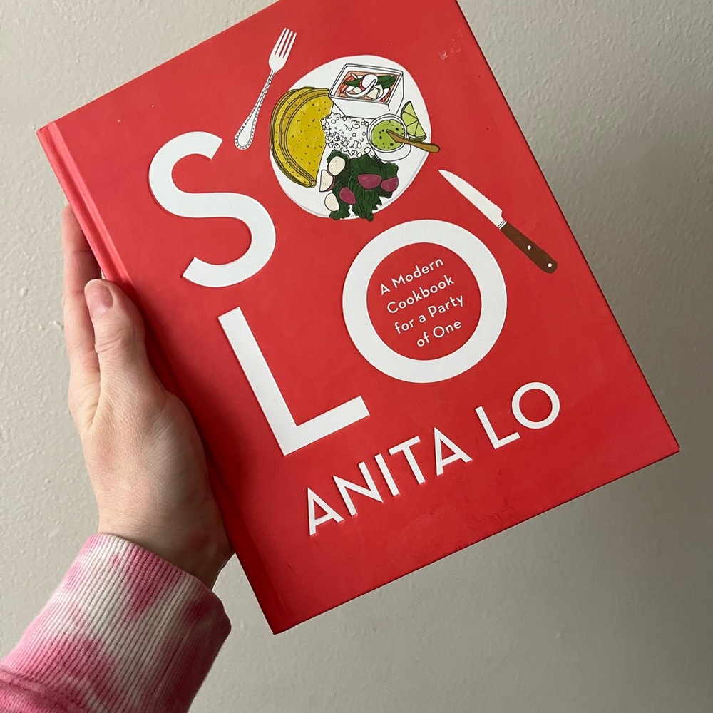 Anita Lo SOLO Cookbook for the one ☝️